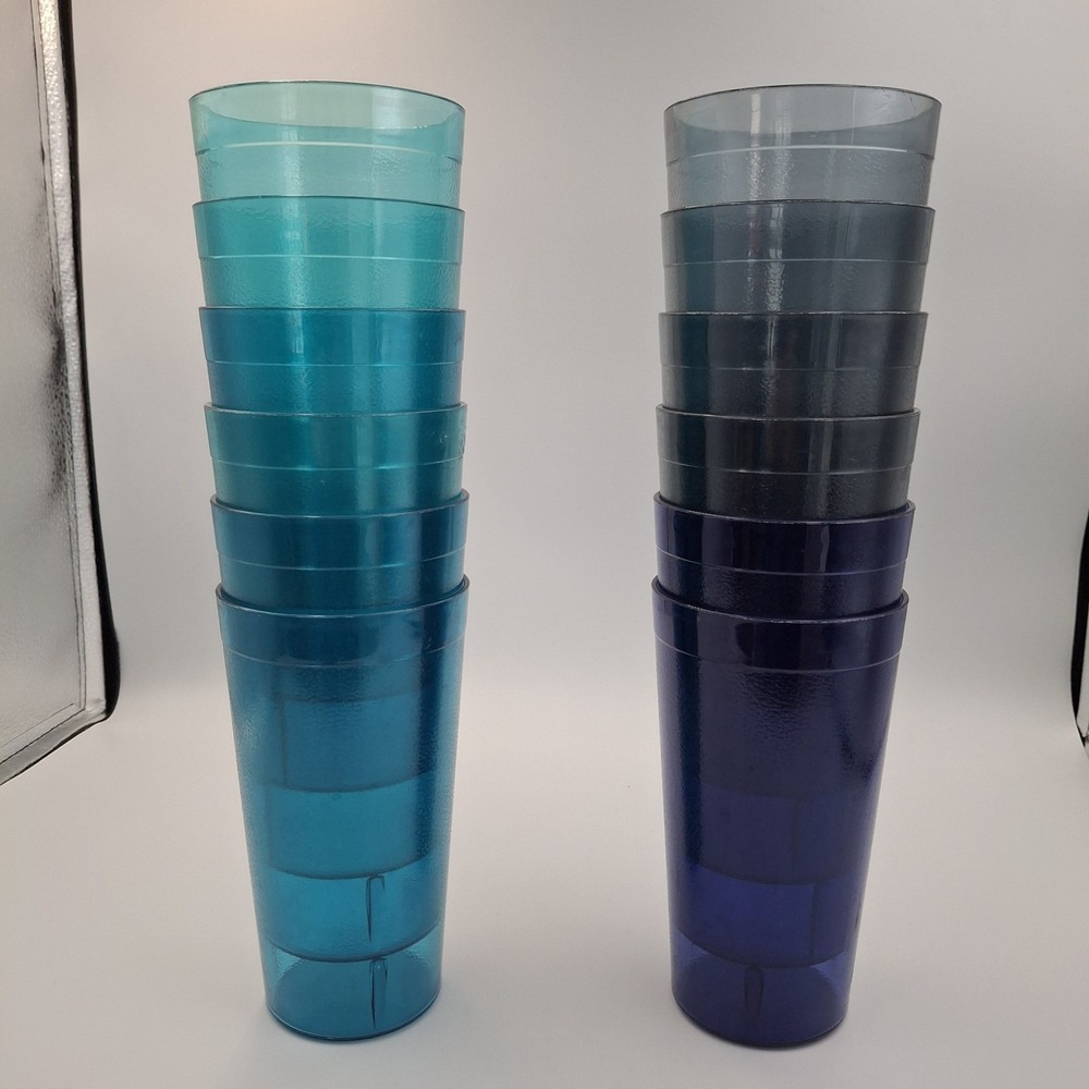 US Acrylic Cafe‎ Plastic Tumblers Set of 16 20-Ounces Coastal Colors Made USA